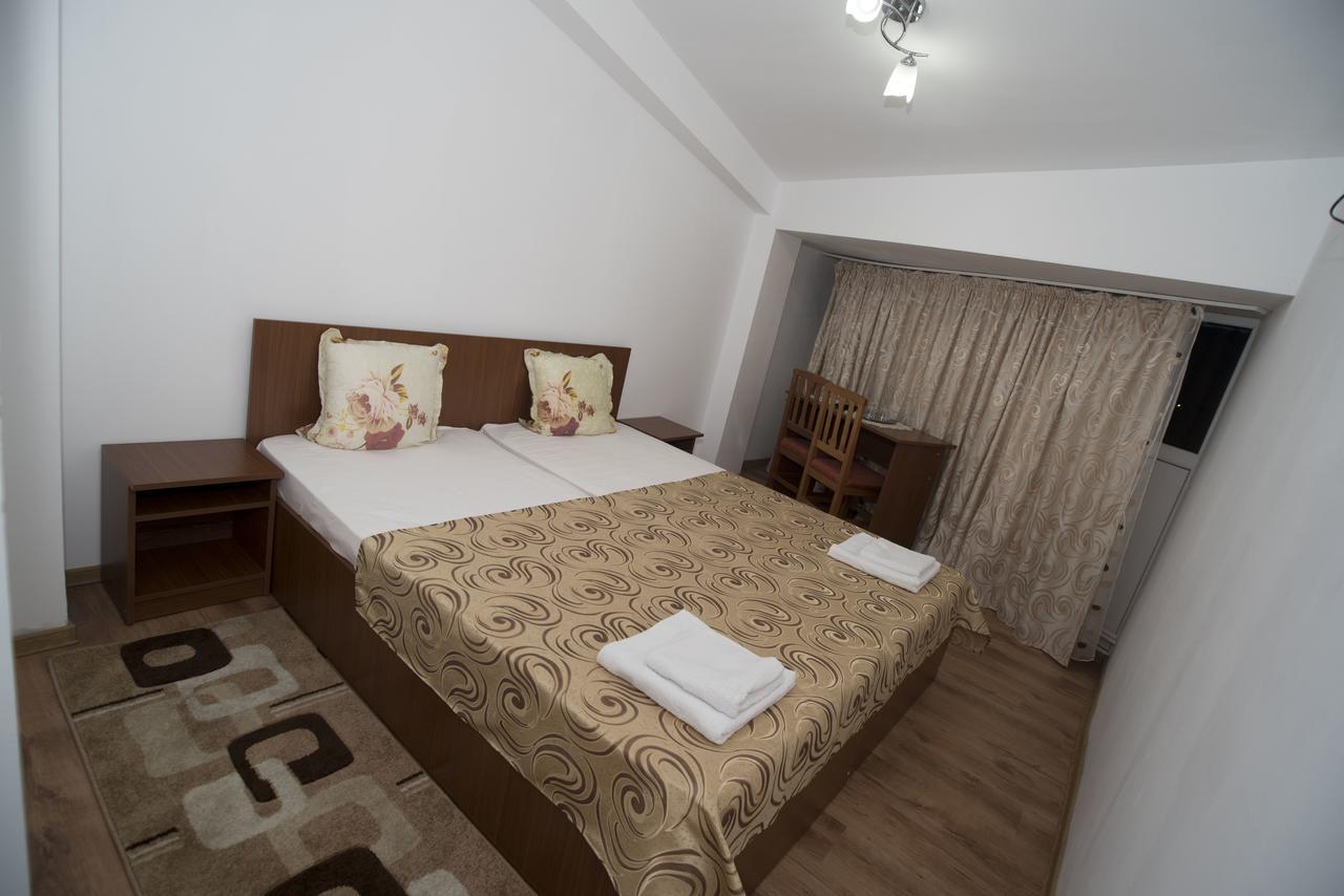 Hostel Ruxandra Focsani Exterior photo