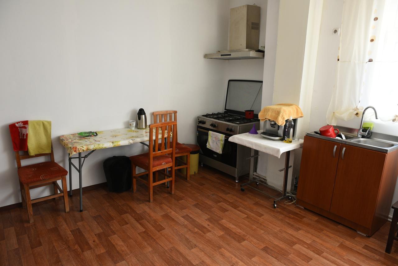 Hostel Ruxandra Focsani Exterior photo