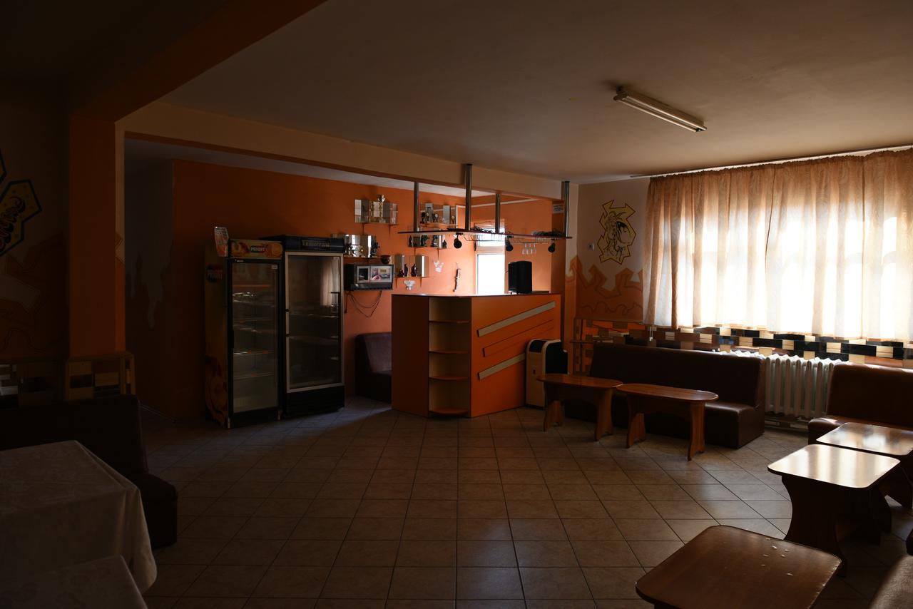 Hostel Ruxandra Focsani Exterior photo